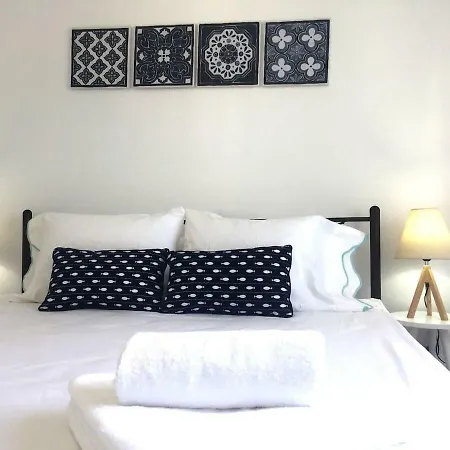 Cozy & Comfy With Sea View In Chora דירה *