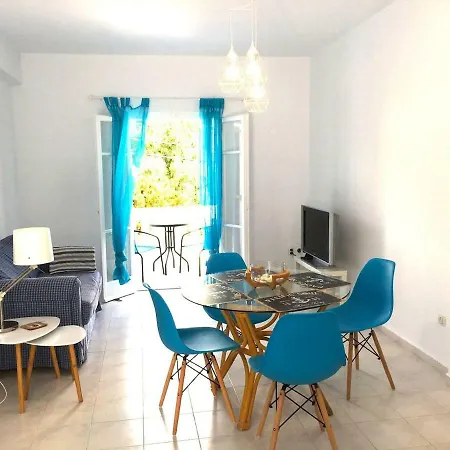 Cozy & Comfy With Sea View In Chora *