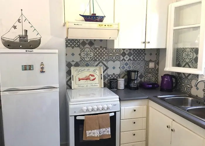 Апартаменты Cozy & Comfy With Sea View In Chora