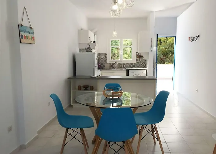 Cozy & Comfy With Sea View In Chora *